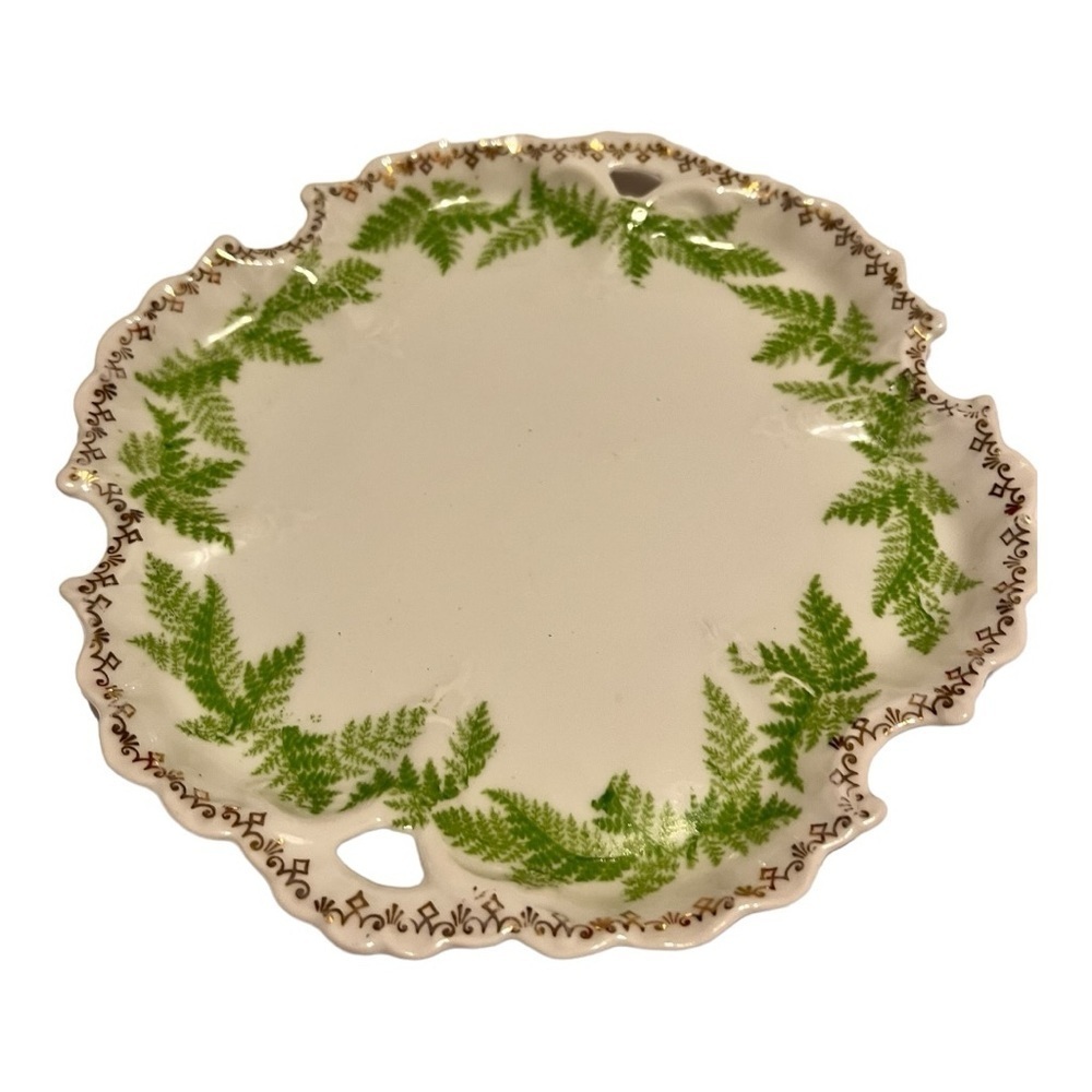 Fern Royal Rudolstadt Scallop shallow porcelain dish intricate gold rim Germany